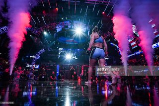 Kayla Harrison feet photo thumbnail