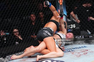 Kayla Harrison feet photo thumbnail
