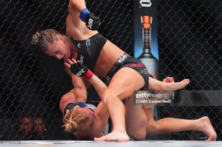 Kayla Harrison feet photo thumbnail