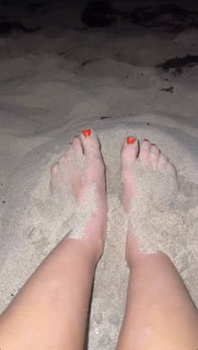 Kayla Harrison feet photo thumbnail
