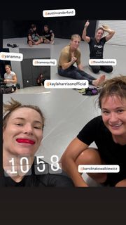 Kayla Harrison feet photo thumbnail