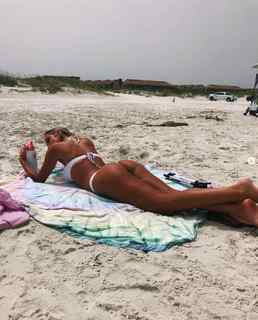Kayla Simmons feet photo 6