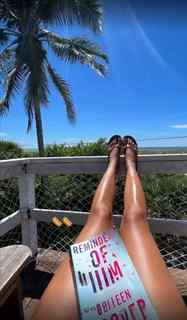 Kayla Simmons feet photo 4