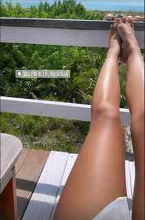 Kayla Simmons feet photo 17