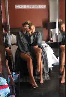 Kayla Simmons feet photo 14
