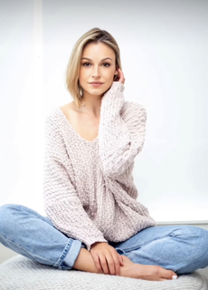 Kayla Wallace feet photo thumbnail