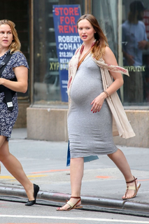 Kaylee DeFer feet photo 3