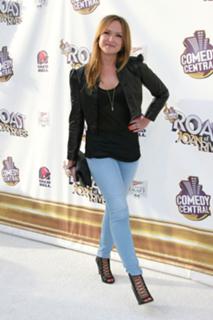 Kaylee DeFer feet photo 2
