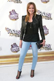 Kaylee DeFer feet photo 1