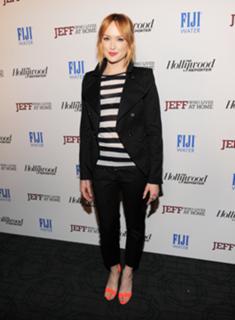 Kaylee DeFer feet photo 17