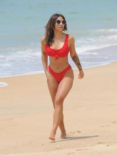 Kayleigh Morris feet photo 7