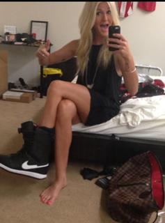 Kaylyn Kyle feet photo 8