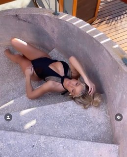 Kaylyn Slevin feet photo 19