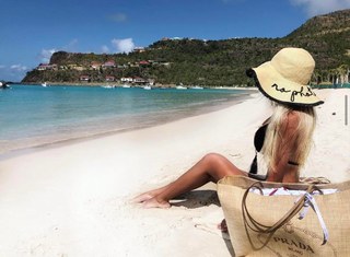Kaylyn Slevin feet photo 13