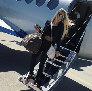 Kaylyn Slevin feet photo 8