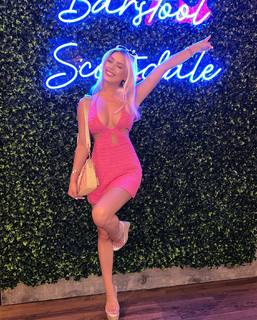 Kaylyn Slevin feet photo 6