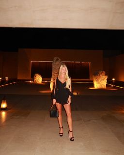 Kaylyn Slevin feet photo 5