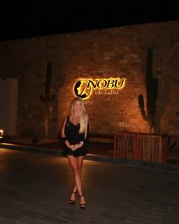 Kaylyn Slevin feet photo 4