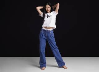 Kazuha feet photo thumbnail
