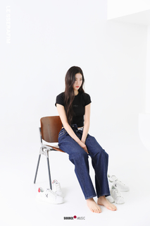 Kazuha feet photo thumbnail