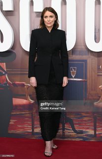 Keeley Hawes feet photo thumbnail