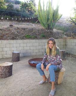Keeley Hazell feet photo thumbnail