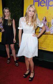 Keeley Hazell feet photo thumbnail