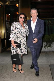 Keely Shaye Smith feet photo 10