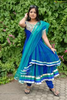 Keerthi Chawla feet photo 7