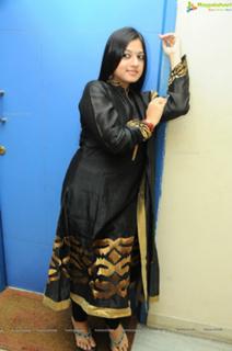Keerthi Chawla feet photo 3