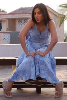 Keerthi Chawla feet photo 17