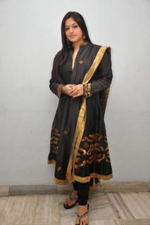 Keerthi Chawla feet photo 9