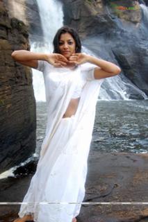 Keerthi Chawla feet photo 3