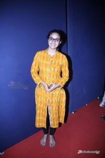 Keerthy Suresh feet photo thumbnail