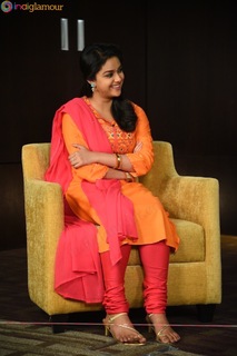 Keerthy Suresh feet photo thumbnail