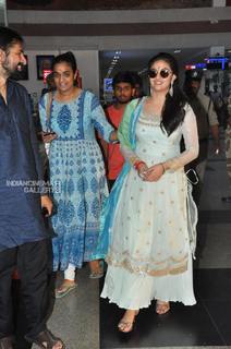 Keerthy Suresh feet photo thumbnail