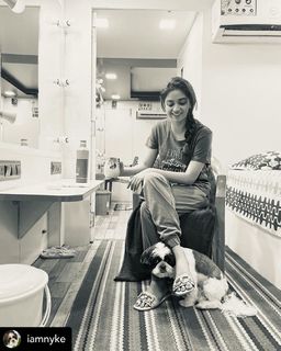 Keerthy Suresh feet photo thumbnail