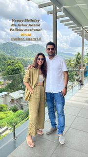 Keerthy Suresh feet photo thumbnail
