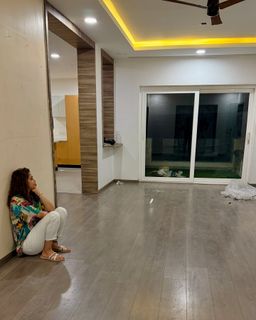 Keerthy Suresh feet photo thumbnail