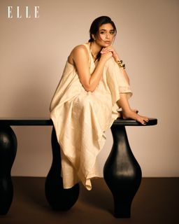 Keerthy Suresh feet photo thumbnail