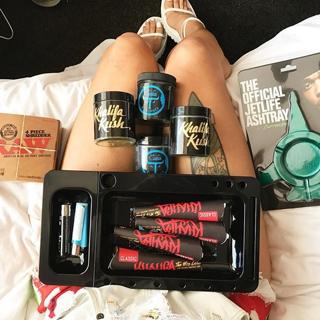 Kehlani Parrish feet photo thumbnail