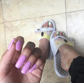 Kehlani Parrish feet photo thumbnail