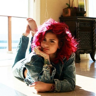 Kehlani Parrish feet photo thumbnail