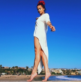 Kehlani Parrish feet photo thumbnail