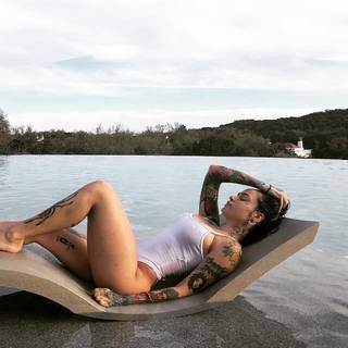 Kehlani Parrish feet photo thumbnail