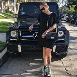 Kehlani Parrish feet photo thumbnail