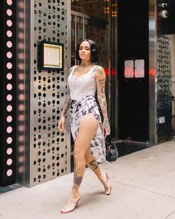 Kehlani Parrish feet photo thumbnail