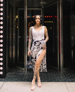 Kehlani Parrish feet photo thumbnail