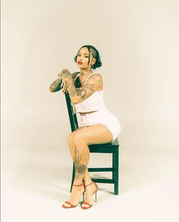 Kehlani Parrish feet photo thumbnail