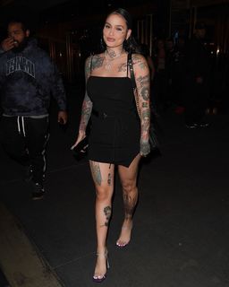 Kehlani Parrish feet photo thumbnail